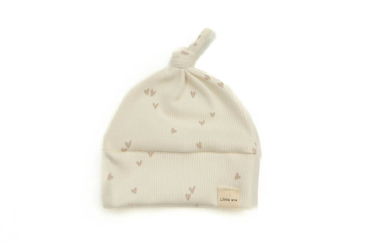 Baby hat ribbed ecru hearts