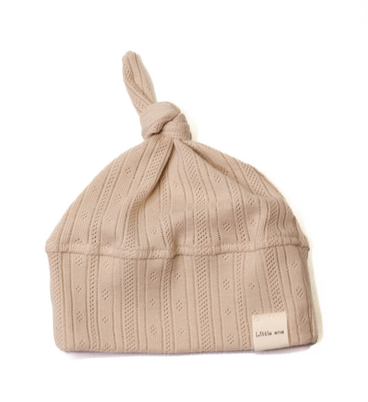 Mutsje ajour beige stripe