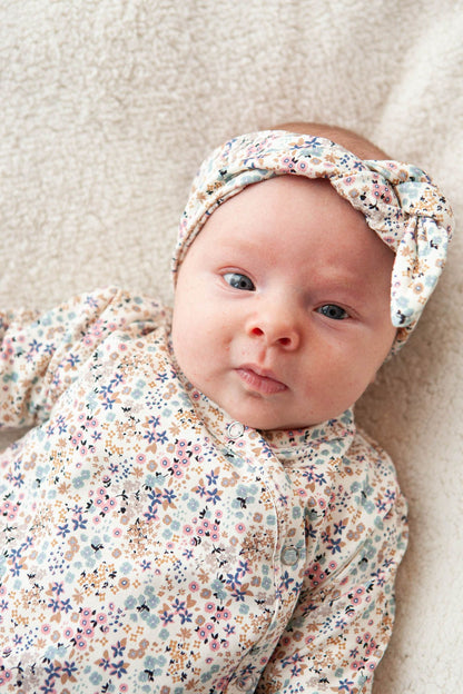 Babygrow sweet little flowers