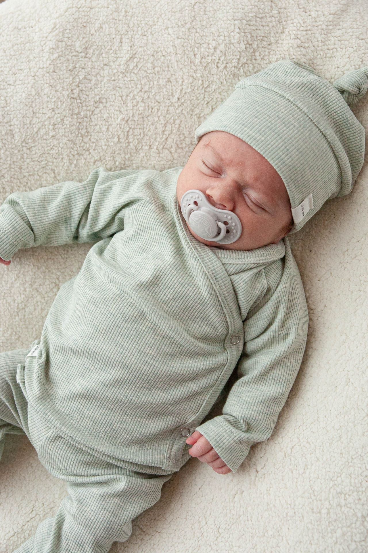 Baby Rippentuch grün/melange