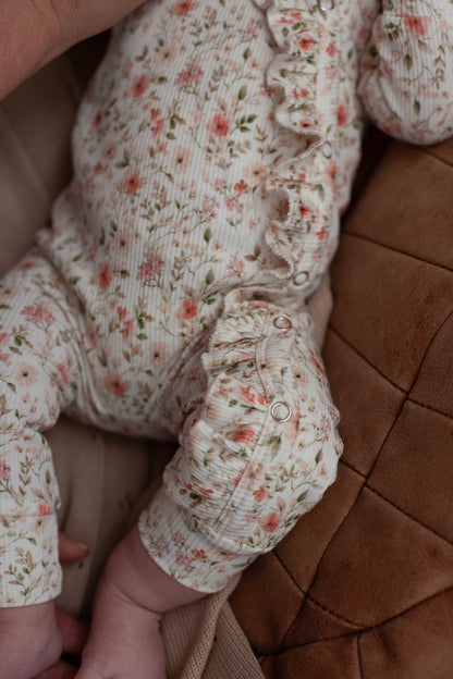 Boxpakje ruffel baby rib little one beautiful flowers