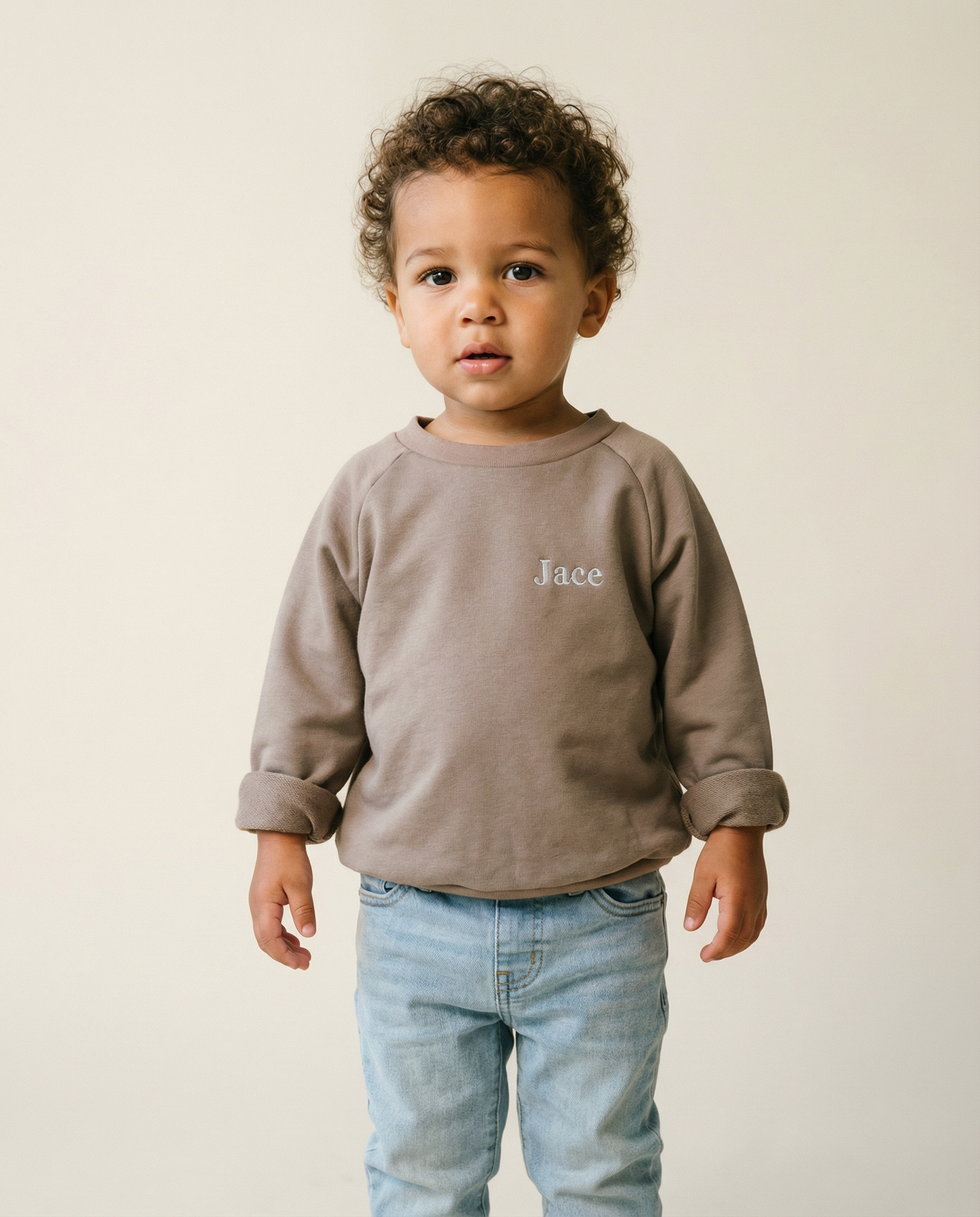 Sweater taupe gepersonaliseerd